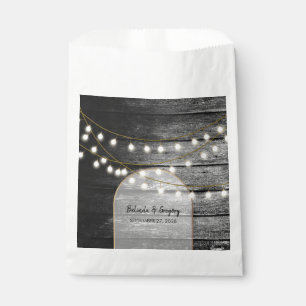 Sachets En Papier Moderne Rustique Noir Bois Lumière Arc Mariage