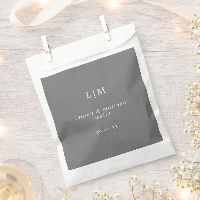 Sachets En Papier Monogramme gris foncé simple Mariage élégant (Coupé)