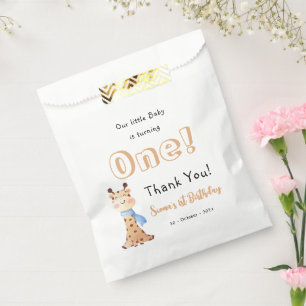 Sachets En Papier Notre bébé devient un girafon mignon 1er anniversa