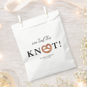 Sachets En Papier Nous Avons Lié Le Noeud Pretzel Faveur Mariage