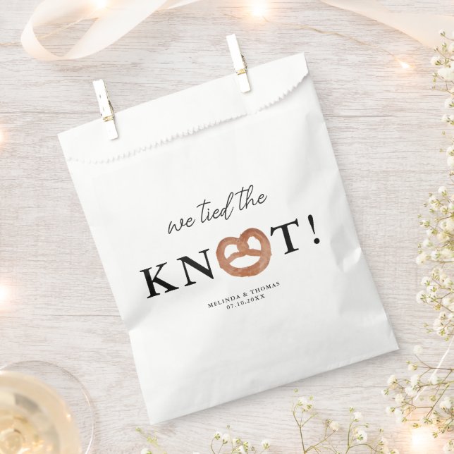 Sachets En Papier Nous Avons Lié Le Noeud Pretzel Faveur Mariage (Coupé)