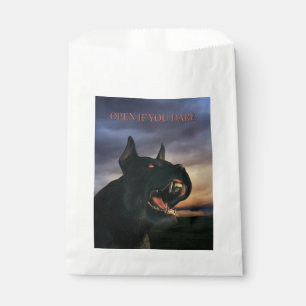 Sachets En Papier Ouvrez si vous osez. Gros chien noir