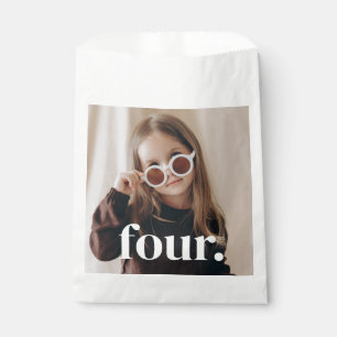 Sachets En Papier Photo d'anniversaire 4 ans - quatre