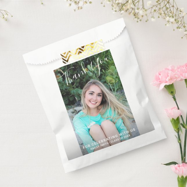 Sachets En Papier Photo simple noir et blanc Graduation moderne (Scellé)