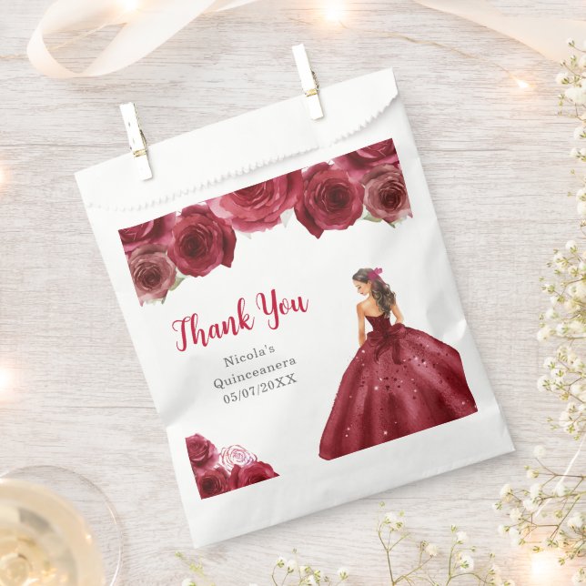 Sachets En Papier Princesse florale en robe rouge Quinceanera (Coupé)