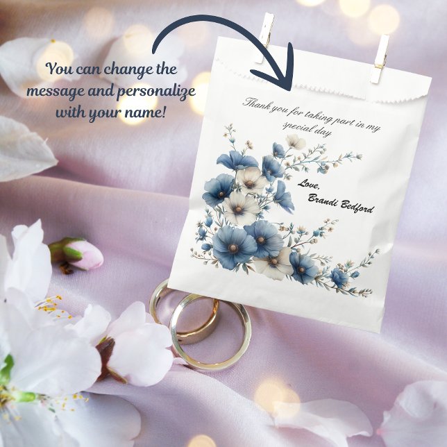 Sachets En Papier Quelque chose de bleu avant de faire Fête des mari (Give your guests a nice keepsake to remember your special day, in this cute favor bag!)