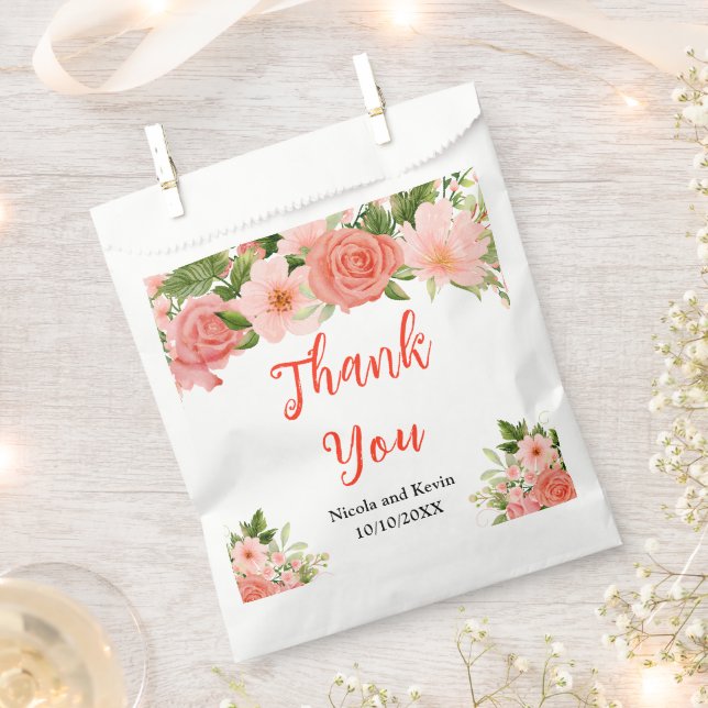 Sachets En Papier Roses rouges corail avec feuillage (Coupé)