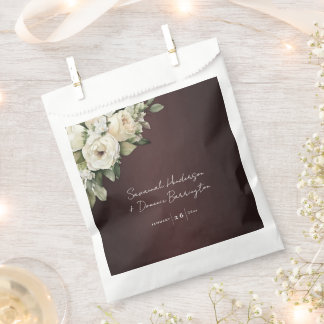Sachets En Papier Roses vintages sur Elegant Mariage de Bourgogne