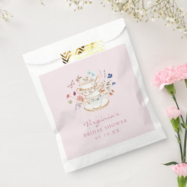 Sachets En Papier Sac de faveur de fête de thé rose (Floral Pink Tea Party Favor Bag with Butterfly by Painted Paperie
)