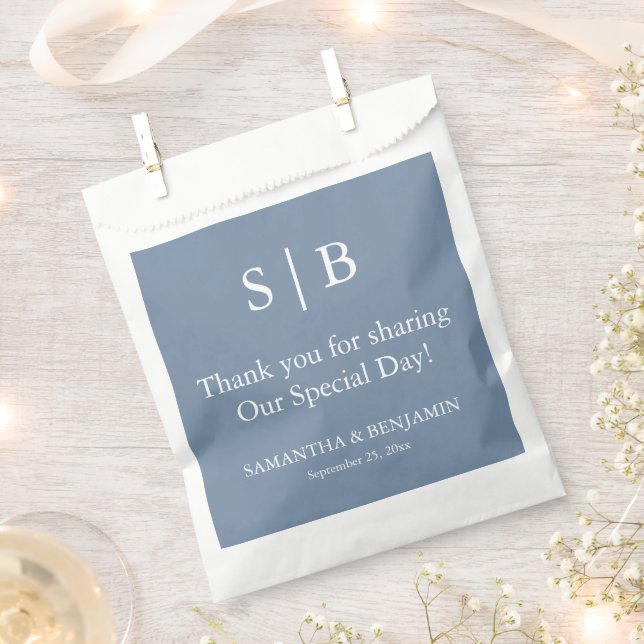 Sachets En Papier Sac de mariage classique bleu monogramme (Coupé)