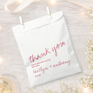 Sachets En Papier Script moderne Viva Magenta Mariage minimaliste