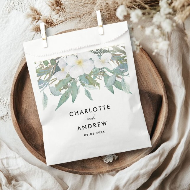 Sachets En Papier Simple, élégant eucalyptus, mariage (Simple, elegant eucalyptus, wedding favor bag with your names and date.)