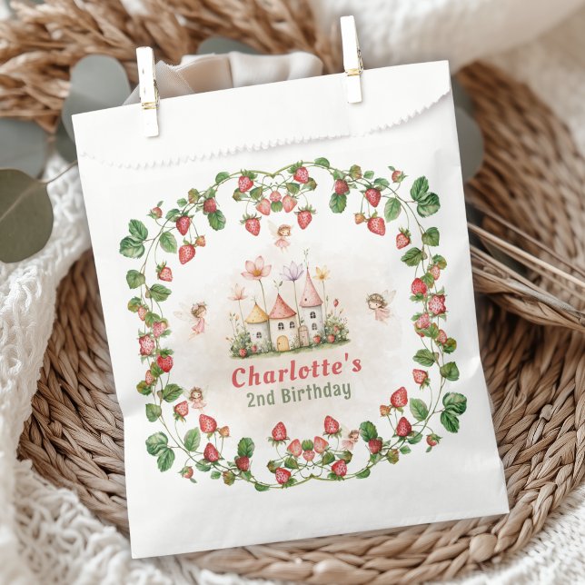 Sachets En Papier Strawberry enchanted fairy garden birthday  (Créateur téléchargé)