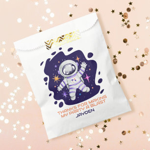 Sachets En Papier Un astronaute dans l'espace extra-atmosphérique av