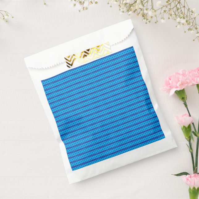 Sachets En Papier Un ciel bleu clair s'étend au-dessus d'un bleu pro (Scellé)