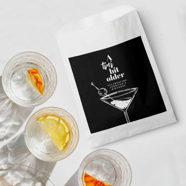 Sachets En Papier Un Tini Un Peu Vieux Martini Noir Fête d'Anniversa (Créateur téléchargé)