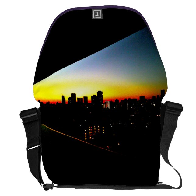 SACOCHE 明け方の街メッセンジャーバッグ (Dos droit)