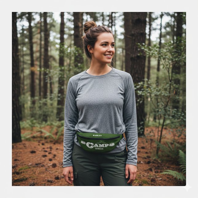 Sacs Banane Retro Camp Bach Forêt personnalisée Vert (Camp Bachelorette Fanny Pack personalized with the bride's name. Pine Tree and Mountain accents)
