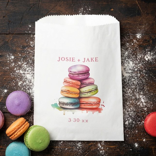 Sacs de faveur de macarons sucrés colorés (Colorful sweet macaroons favor bags.)