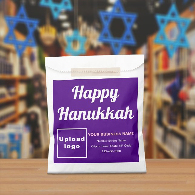 Sacs en papier Arrière - plan violet pour entrepri (Purple business brand with Hanukkah greeting on paper bag)