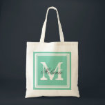 sacs fourre-tout de mariage monogrammés personnali<br><div class="desc">sacs fourre-tout de mariage monogrammés personnalisés. sac fourre-tout monogramme de nom personnalisé| arrière - plan de couleur vert ou personnalisé. Design élégant du logo avec initiales de lettre et cadre de bordure sophistiqué. Jolie idée cadeau vintage pour la mariée et les épouses de l'entourage. Faites la sienne pour la femme...</div>
