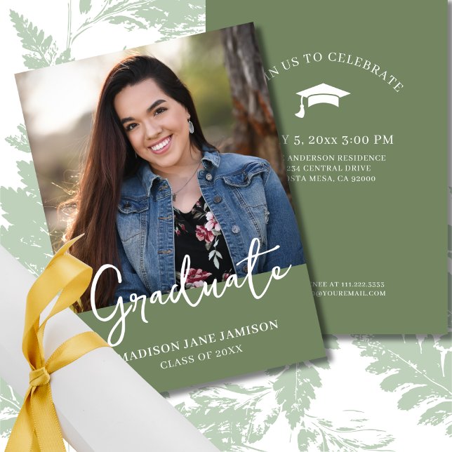 Sage Photo Graduation Party Invitation (Créateur téléchargé)