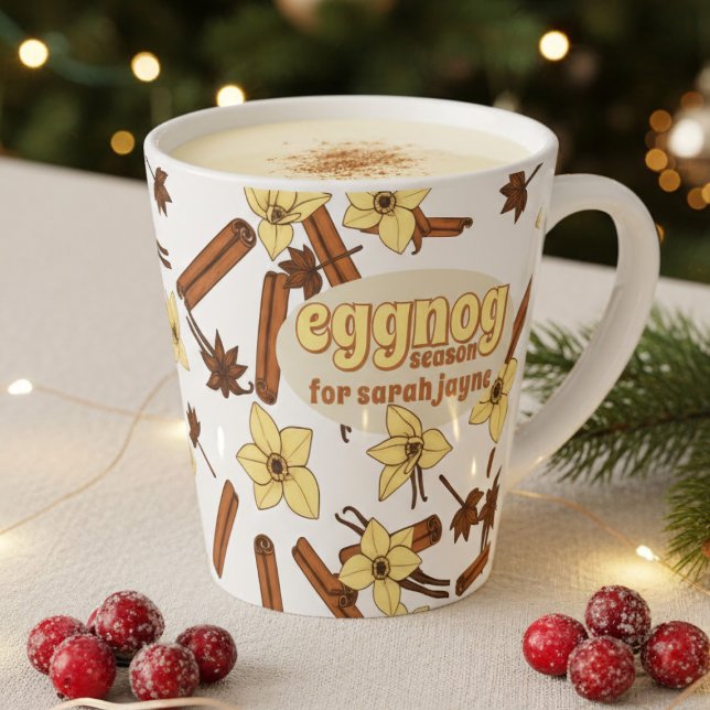 Saison Eggnog Personnalisé Cosy Latte Mug (A cozy eggnog season latte mug with space for your name)
