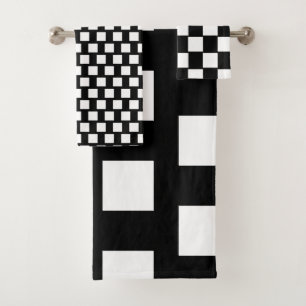Salle de bain moderne avec rayures noir et blanc