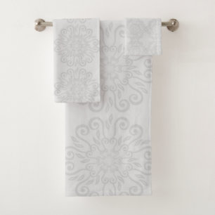 SALLE DE BAINS DE STYLE HAMPTONS GRIS EN ARGENT