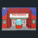 Salle de cinéma rétro Serviette de cuisine<br><div class="desc">Les étoiles sont en pleine force sur ce Retro Movie Theater Kitchen Towel - à la fois les étoiles dans le ciel nocturne et les étoiles sur l'écran d'argent. Ce style des années 1960, minimaliste, présente l'extérieur d'une maison de cinéma classique de l'âge d'or du cinéma. Le bâtiment rouge a...</div>