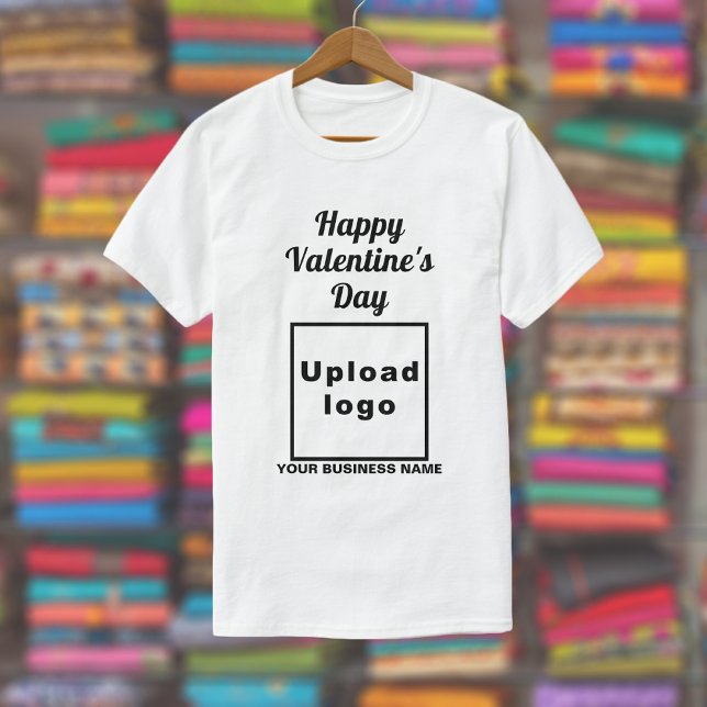 Salutation de Saint-Valentin sur T-shirt blanc (White t-shirt with your business name and logo and with Happy Valentine's Day greeting.)