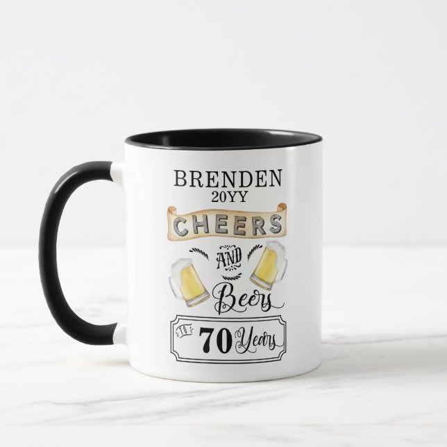Salutations et bières à 70 ans de Mug d'anniversai (Gauche)