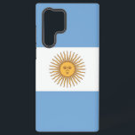 Samsung Galaxy S22 Ultra Coque avec drapeau argent<br><div class="desc">Transformez votre Samsung Galaxy S22 Ultra en symbole de fierté argentine grâce à notre couverture exclusive avec le drapeau de l'Argentine ! Réalisée avec une attention minutieuse aux détails, cette couverture présente fièrement le design emblématique du drapeau argentin. Le drapeau présente trois bandes horizontales de bleu clair et blanc, avec...</div>