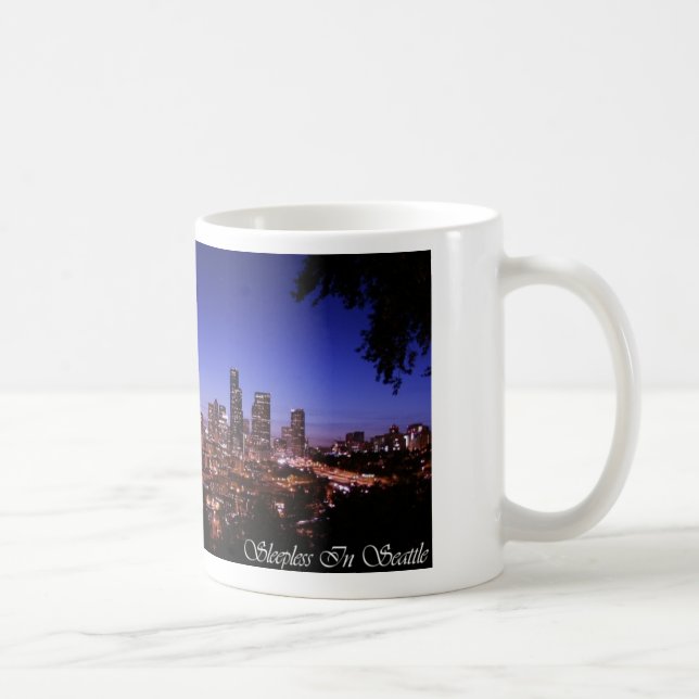 Sans sommeil dans la tasse de Seattle (Droite)