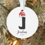 Santa Hat Simple Personnalisable Lettre J Christma<br><div class="desc">Ajoutez une touche de simplicité à votre décor de Noël avec notre joli Santa Hat Simple Lettre Personnalisable J Noël Ornament. Fabriqué à partir de matériaux de haute qualité, cet ornement élégant présente un design propre et moderne qui met en valeur la lettre "J.". Customisez aujourd'hui pour les proches et...</div>
