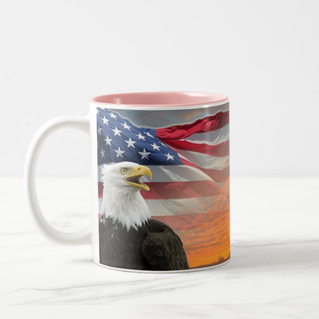 Sarah Palin - tasses d'Eagle de drapeau des USA (Gauche)