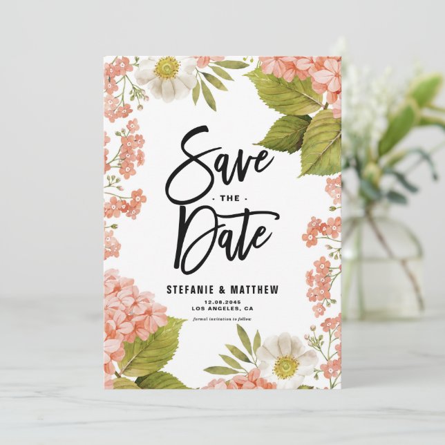 Save The Date Aquarelle Coral Hydrangea Floral QR Code (Debout devant)