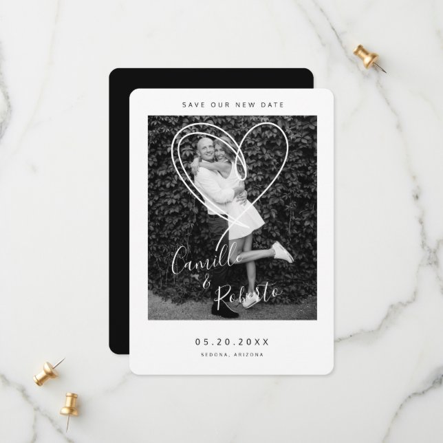 Save The Date Black & White Heart Économisez Notre Nouvelle Date (Devant/Arrière en situation)