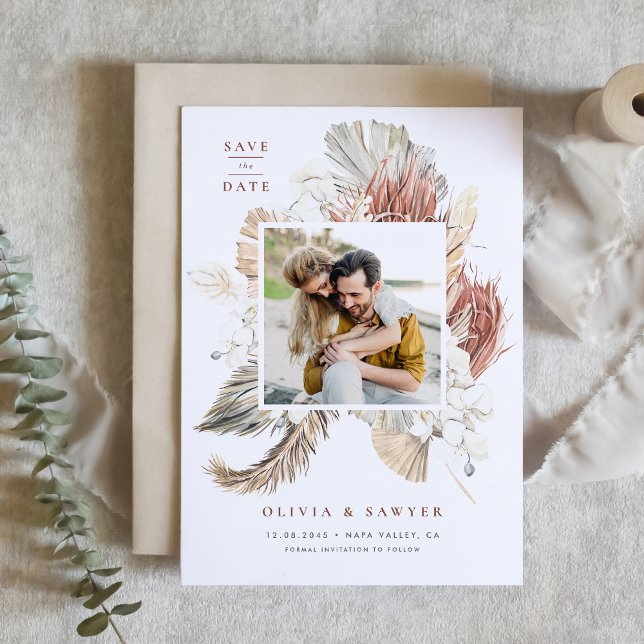 Save The Date Boho Palmier séché et Orchidée blanche Code QR Pho (QR code save the date featuring a watercolor pampas grass, dried palm, orchids, and anthurium.)