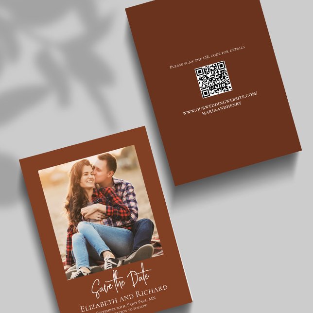 Save The Date Burgundy Script photo mariage Enregistrer la date (Burgundy solid colored photo wedding save the date card.)