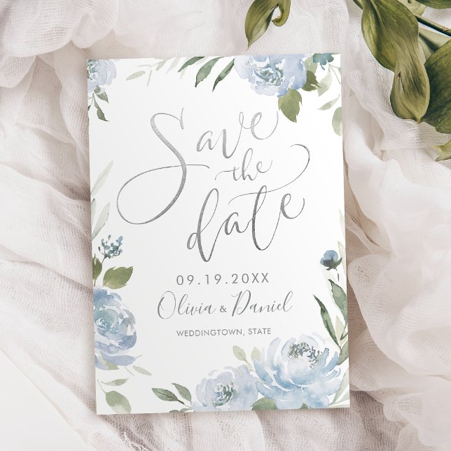 Save The Date Calligraphie romantique bleu poussiéreux sauver la (Romantic dusty blue calligraphy save the date)