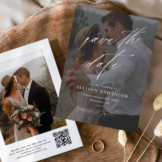Save The Date Code QR d'écriture élégant Photo de mariage  (Elegant handwritten script 2 photo wedding QR code save the date cards.)