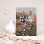 Save The Date Décalage photo moderne minimaliste<br><div class="desc">Simple,  élégant et étonnant ; cette sauvegarde la date présente votre photo dans l'arrière - plan avec une superposition transparente votre photo qui met en évidence vos noms et détails nuptiaux. Ajoutez des détails supplémentaires à l'arrière.</div>