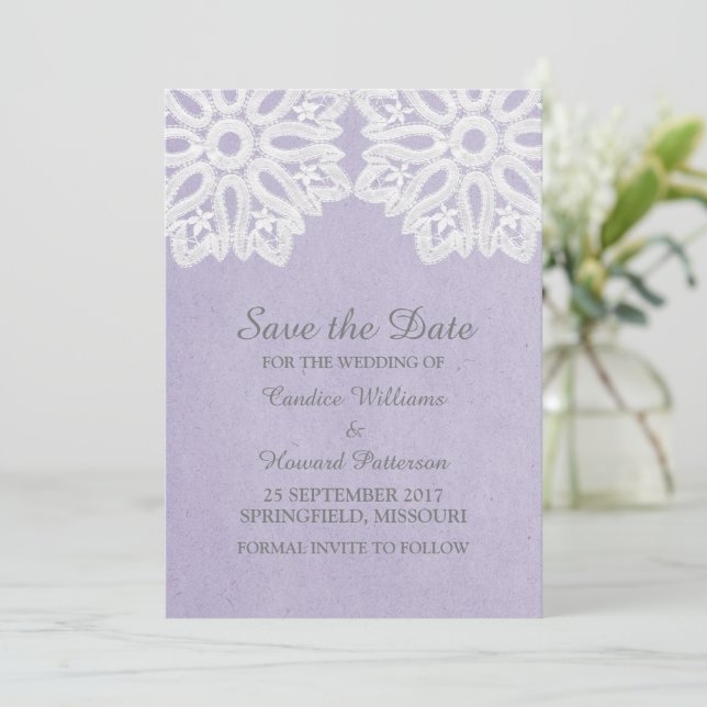 Save The Date Dentelle violette élégante Enregistrer l'Invitatio (Debout devant)
