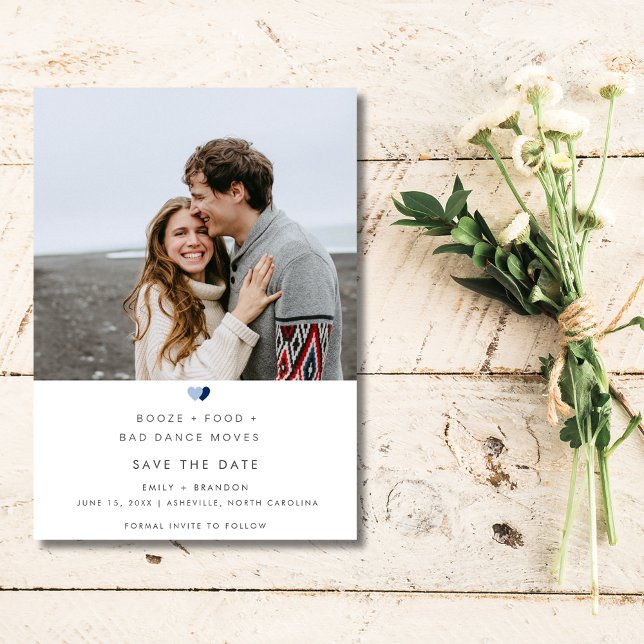 Save The Date Drôle Booze Mauvaise Danse Déplace Mariage Photo (Funny Booze Bad Dance Moves Wedding Photo Save The Date)