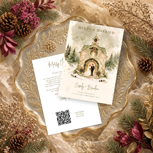 Save The Date Église de Noël rustique enneigée Couple Mariage TL (Winter Christmas Church Couple Wedding Save the Date with Festive Pine Garlands.)