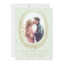 Elegant Laurel Wreath | Photo Green Damask