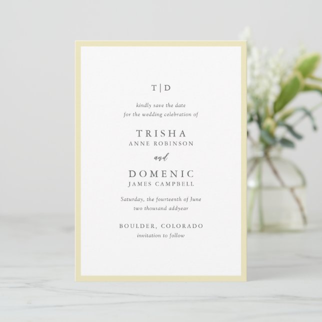 Save The Date Élégant Monogramme Jaune Beurre Moderne Mariage (Debout devant)
