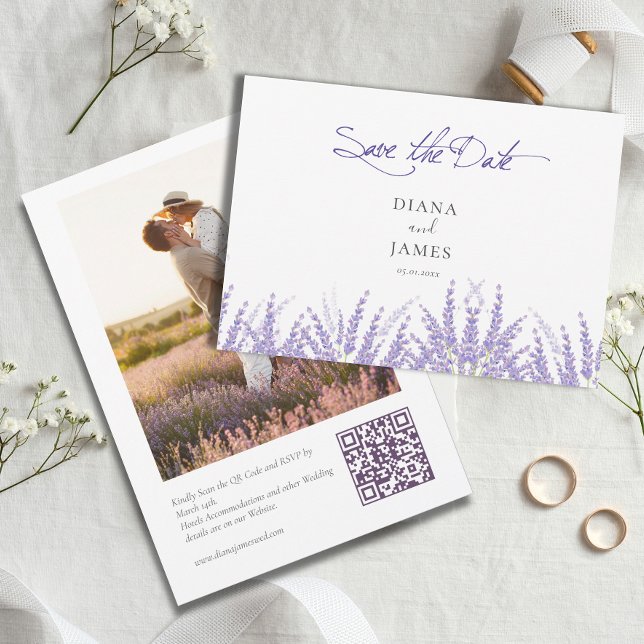 Save The Date Élégante calligraphie violette QR Code Mariage pho (Elegant Purple Calligraphy QR Code Photo Save The Date card)