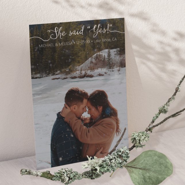 Save The Date Elle A Dit Oui Typographie Script Moderne Minimali (Créateur téléchargé)